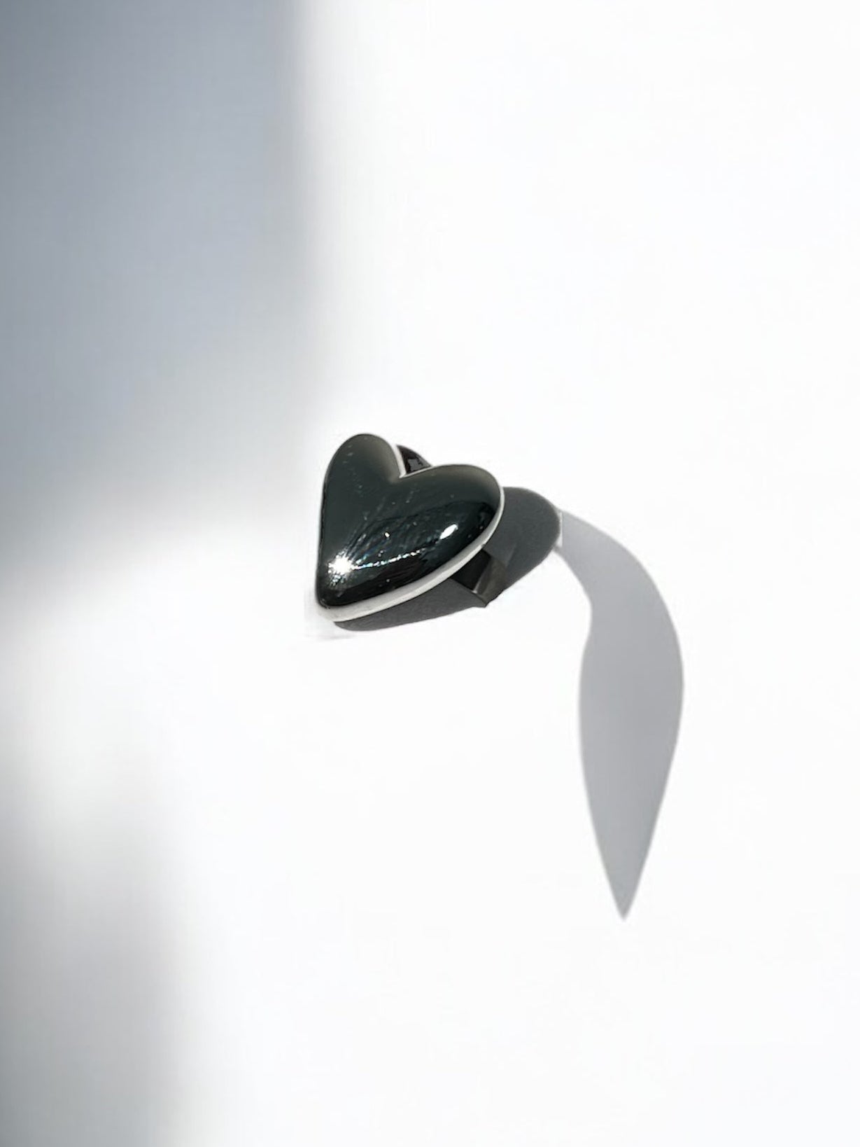 Anello cuoricione